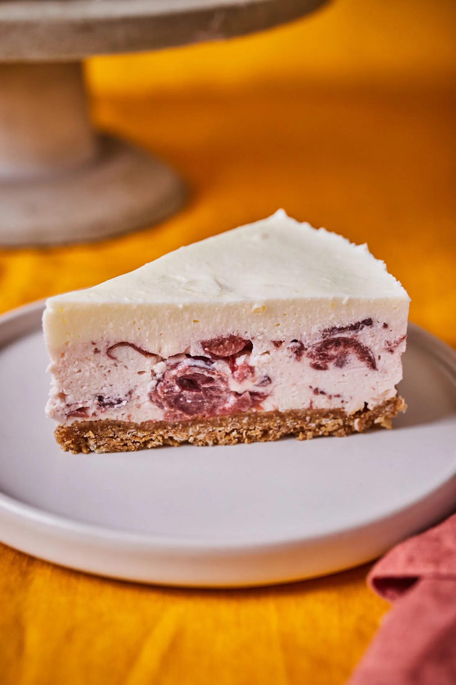 sutes-nelkuli-meggyes-sajttorta (1)