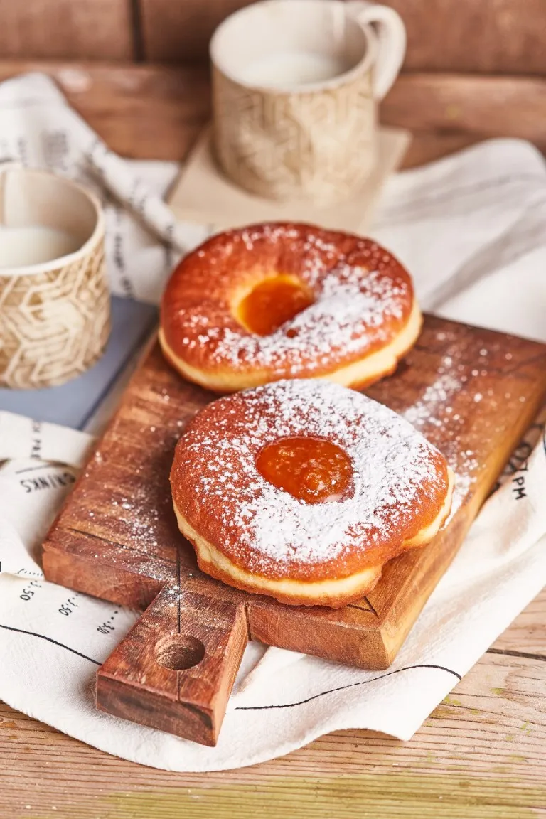 a tökéletes farsangi fánk tálalása