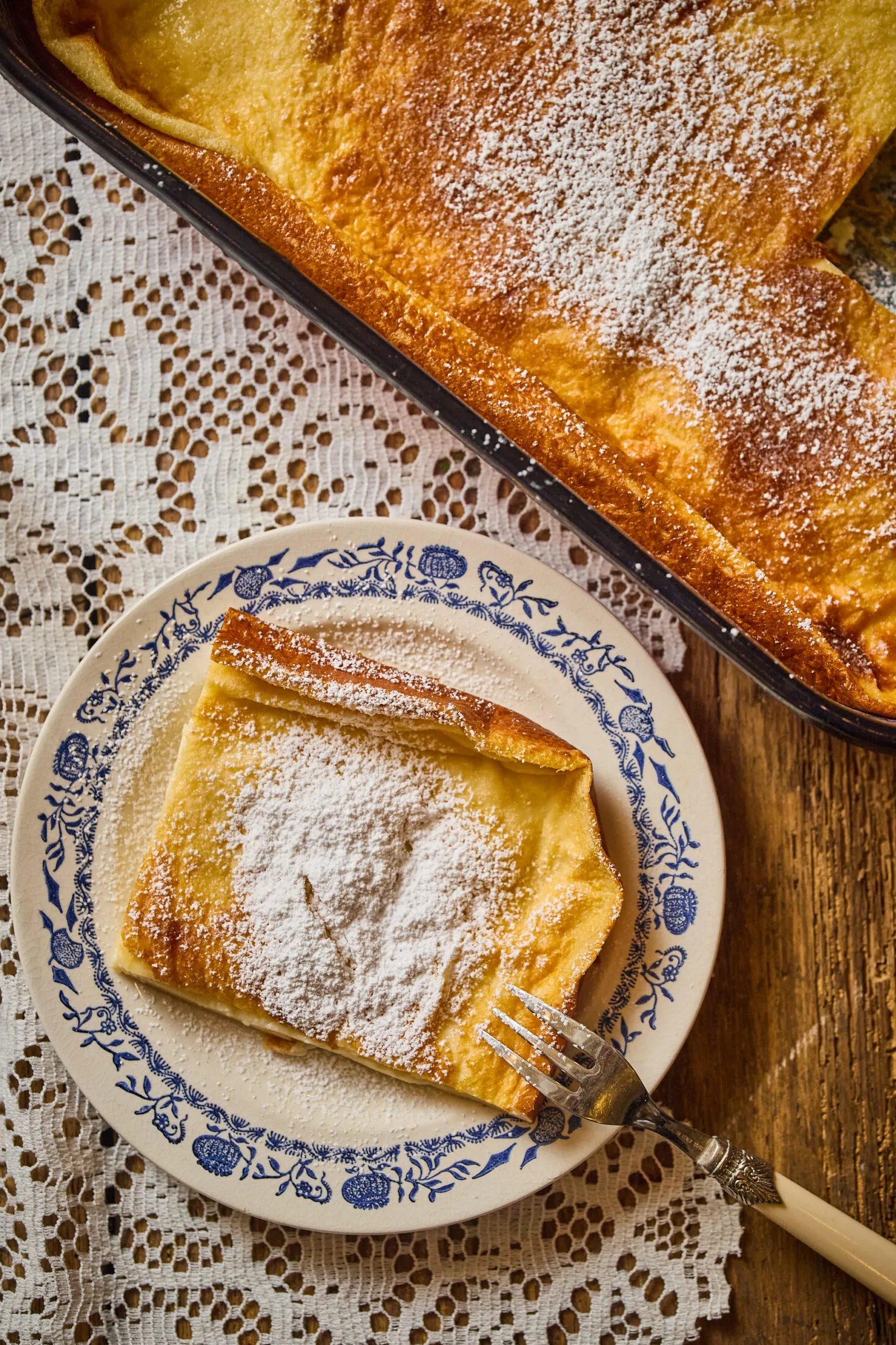 Tejes pite porcukorral megszórva