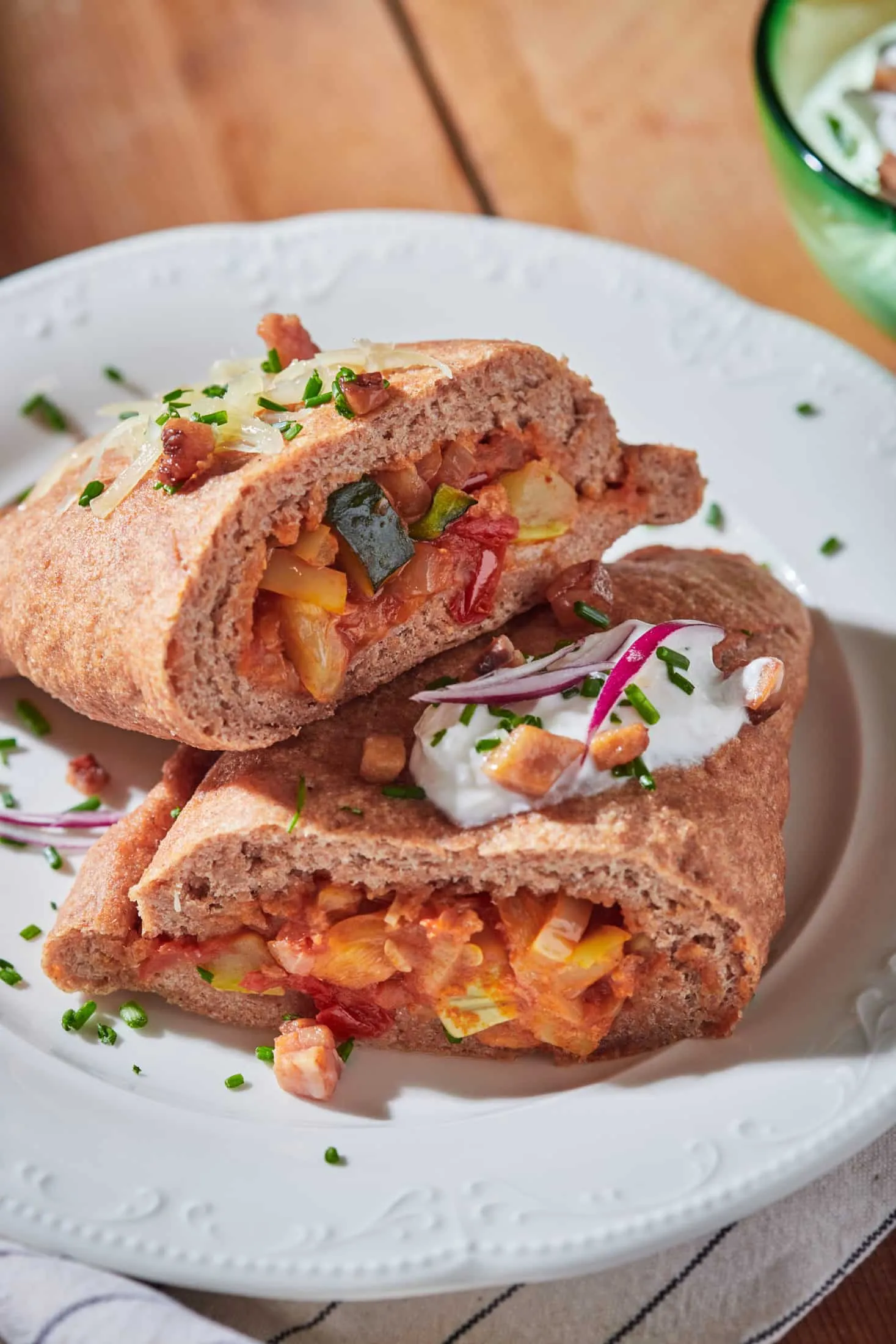 teljes-kiorlesu-toltott-langos