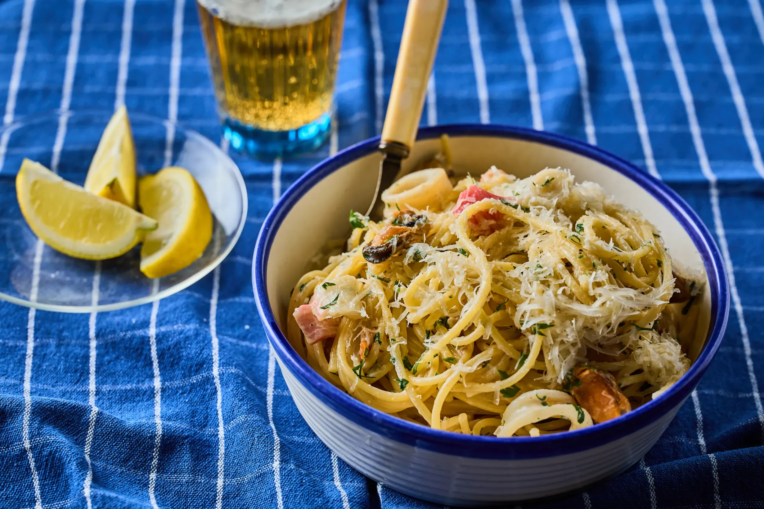 Tejszínes tenger gyümölcsei spagetti