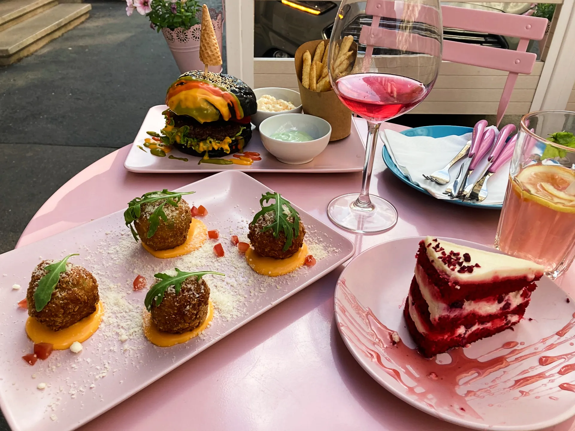 Unicorn Bistro