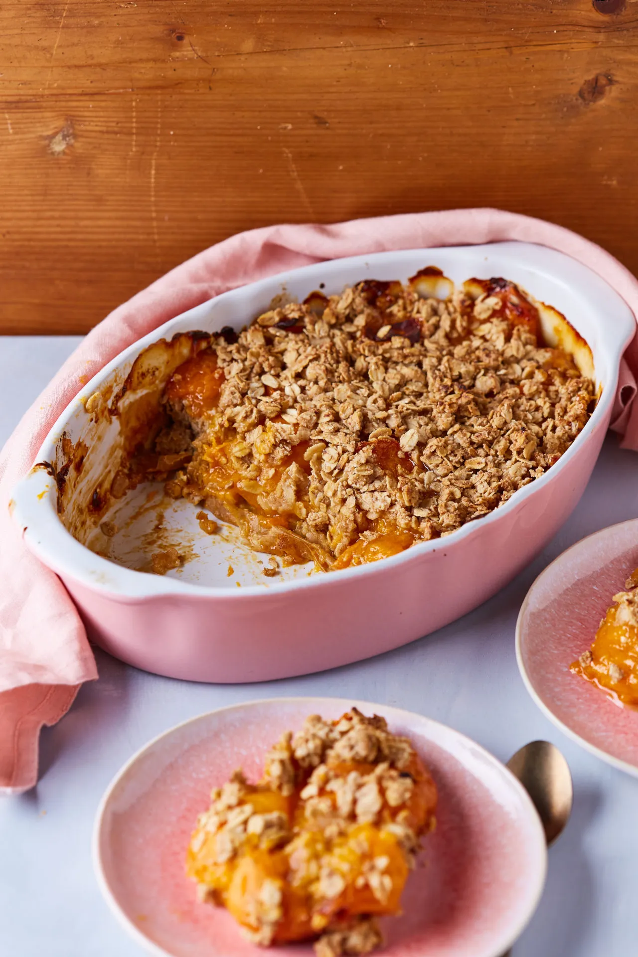 Vegán sárgabarackos crumble