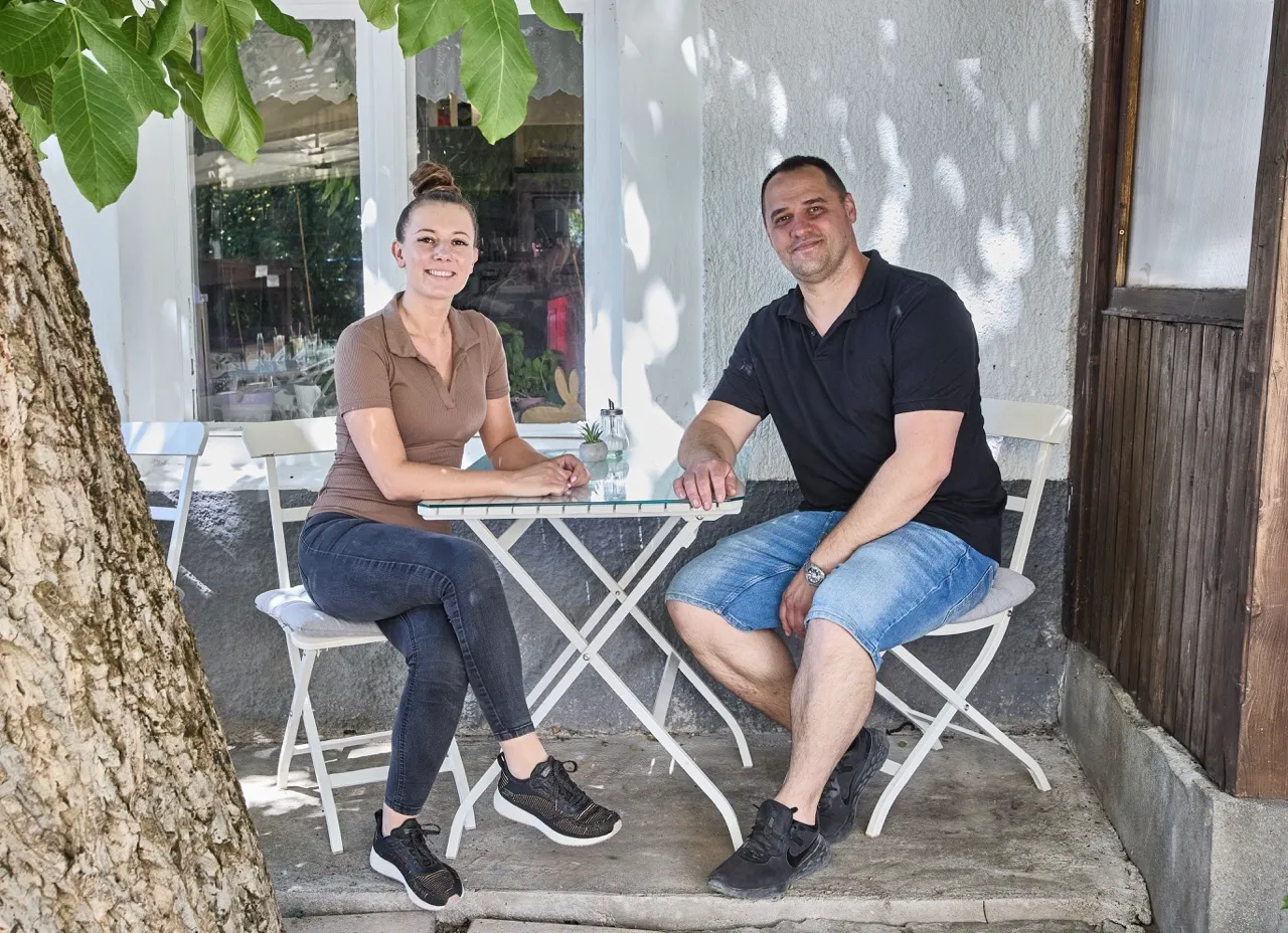 vibe-caffe-brunch-csapat
