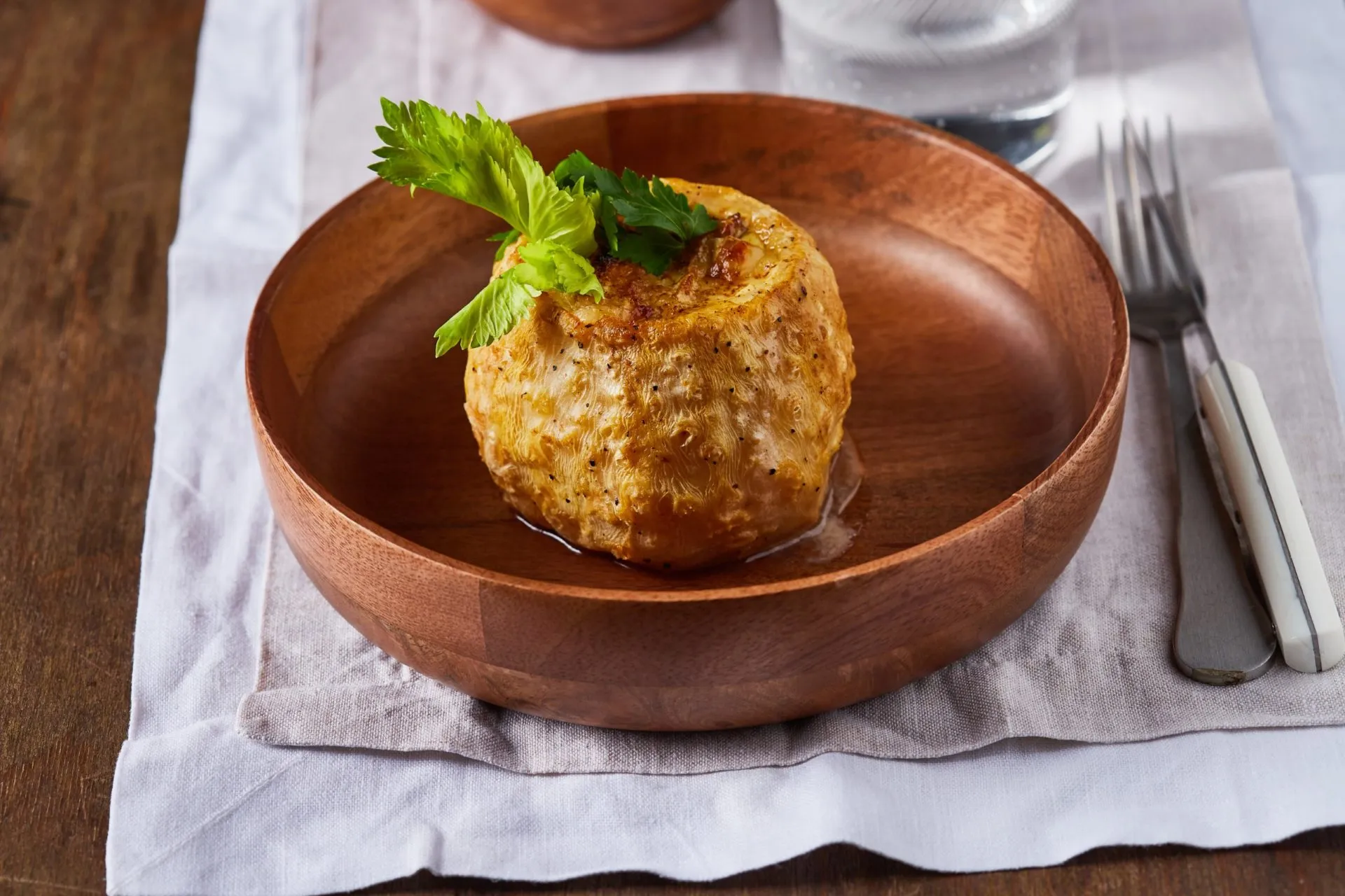 zellerben sült sajt fondue szárzellerrel